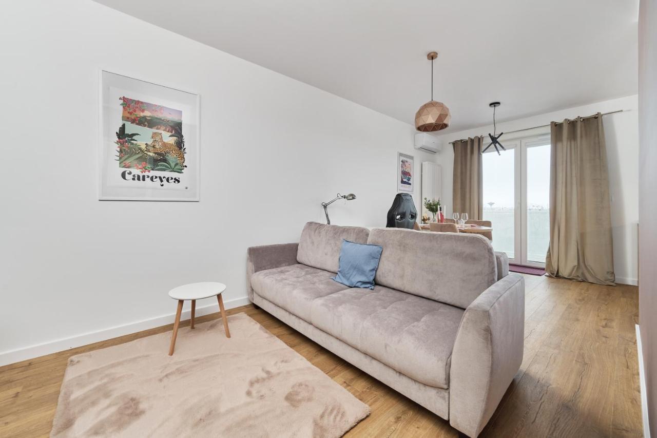 Miedziana 6 & 18 Apartment With Free Garage Wroclaw By Renters Екстер'єр фото